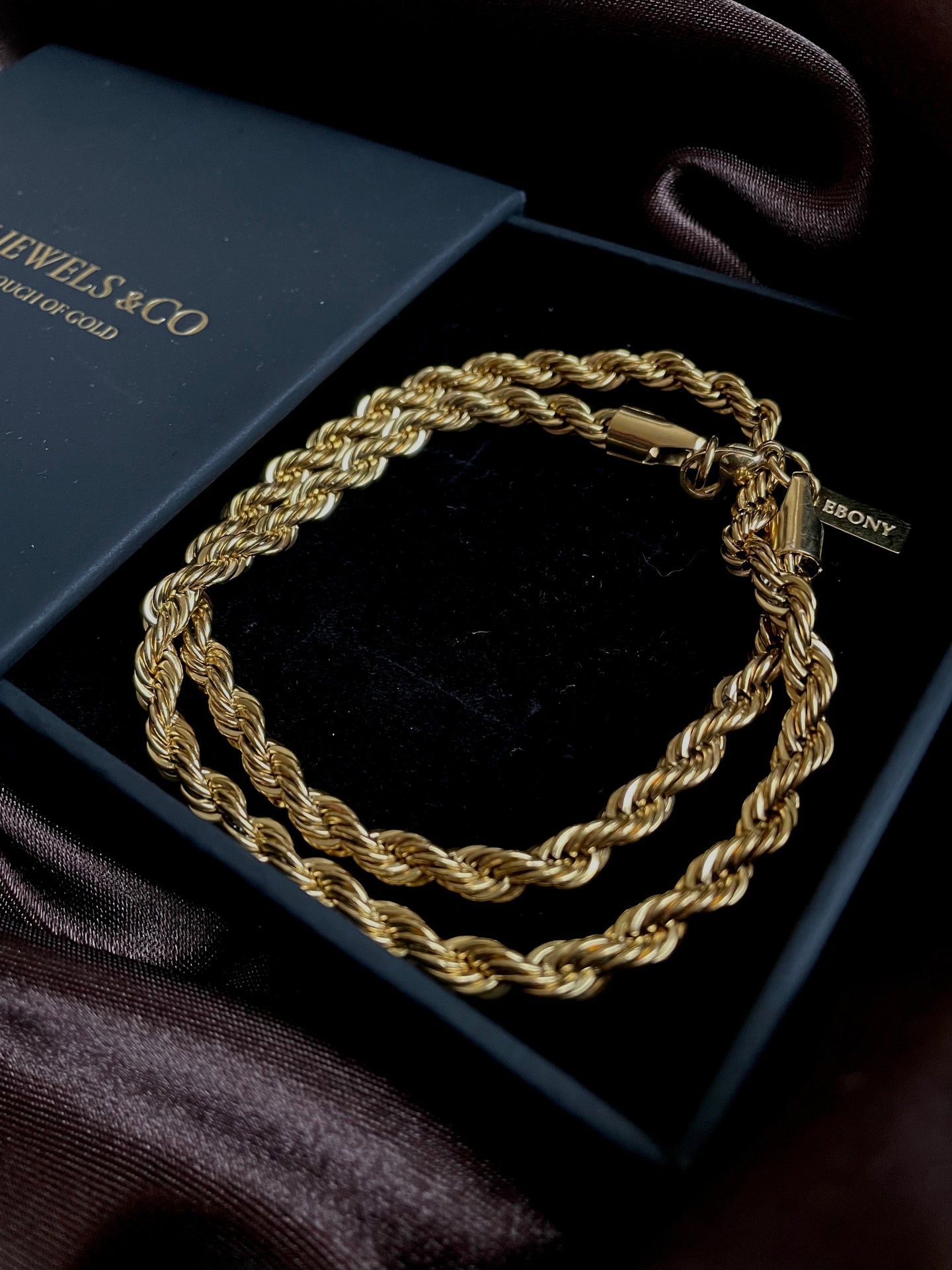 RHEA CHOKER