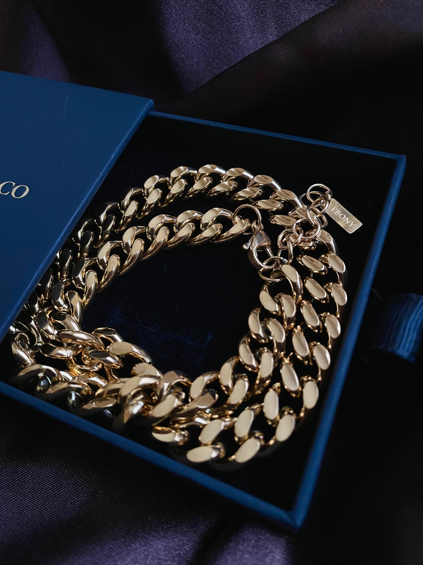 THEE EBONY LINKED CHAIN
